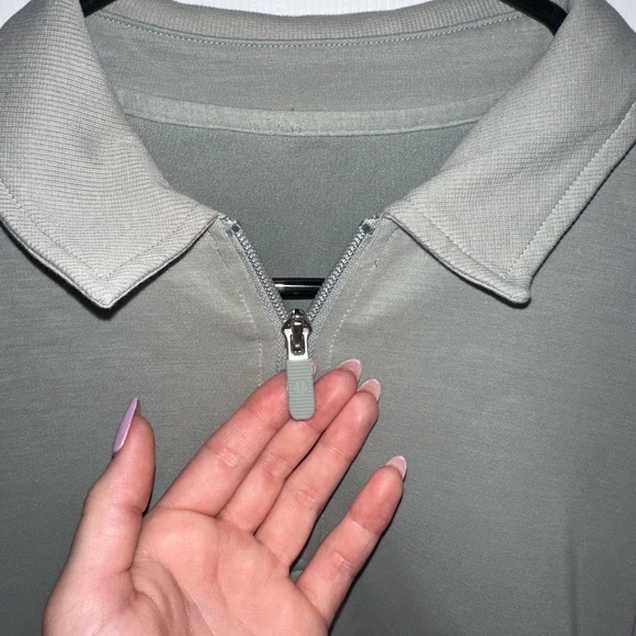 NWOT Lululemon 1/4 Zip - Picture 2 of 6